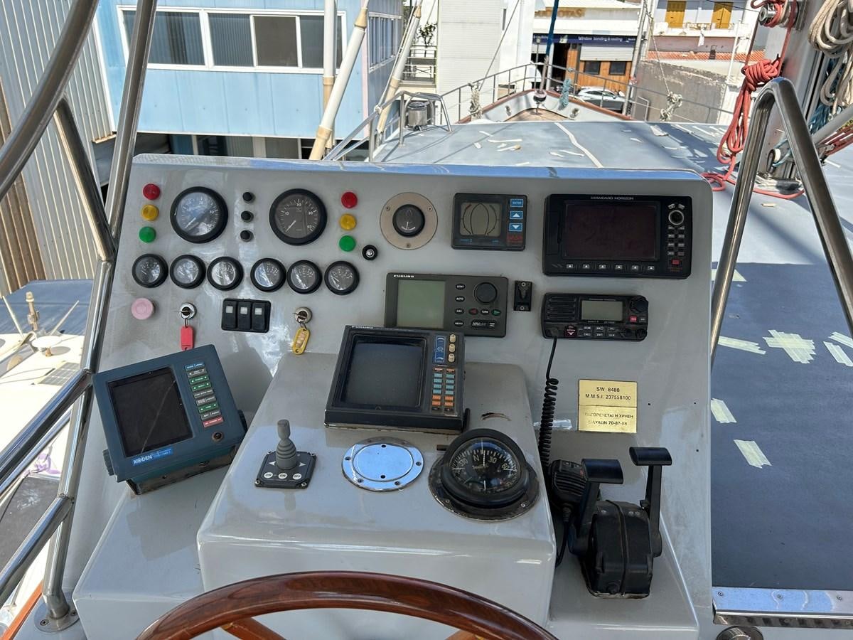 a machine on the floor aboard MOTORSAILLOR Yacht for Sale