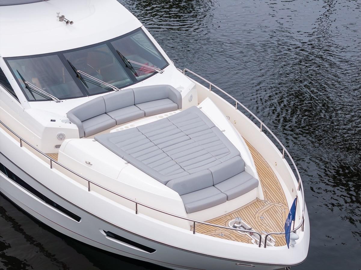 a boat on the water aboard 2018 SUNSEEKER 75 YACHT Yacht for Sale