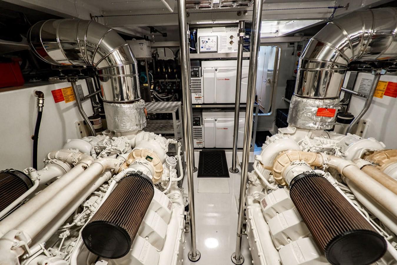 a room with machinery aboard THE PERFECT MERITAGE Yacht for Sale