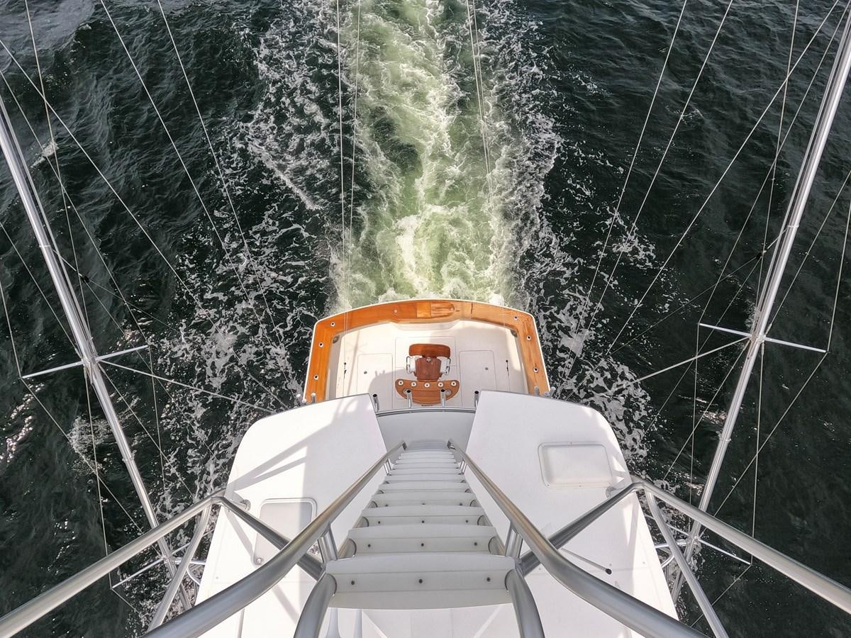 a bridge with a tunnel aboard BENEDETTA Yacht for Sale