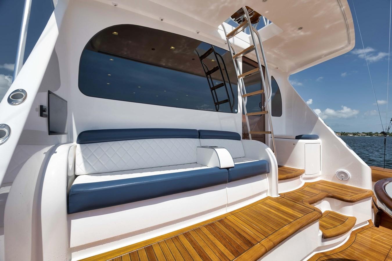 inside of a boat aboard MISS CARRIE Yacht for Sale