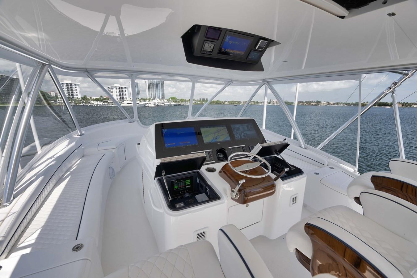 inside of a boat aboard MISS CARRIE Yacht for Sale