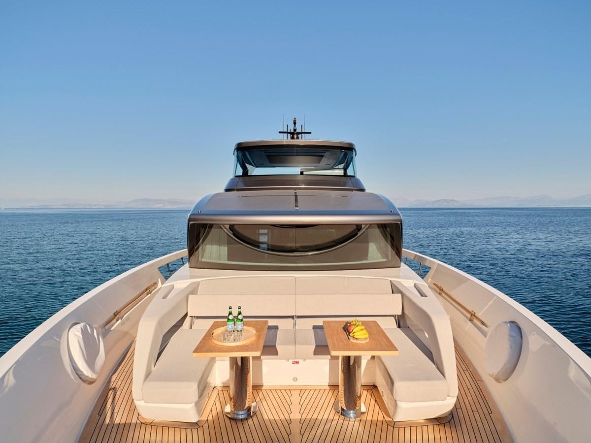 a boat on the water aboard 2022 SANLORENZO SX76 #72 Yacht for Sale