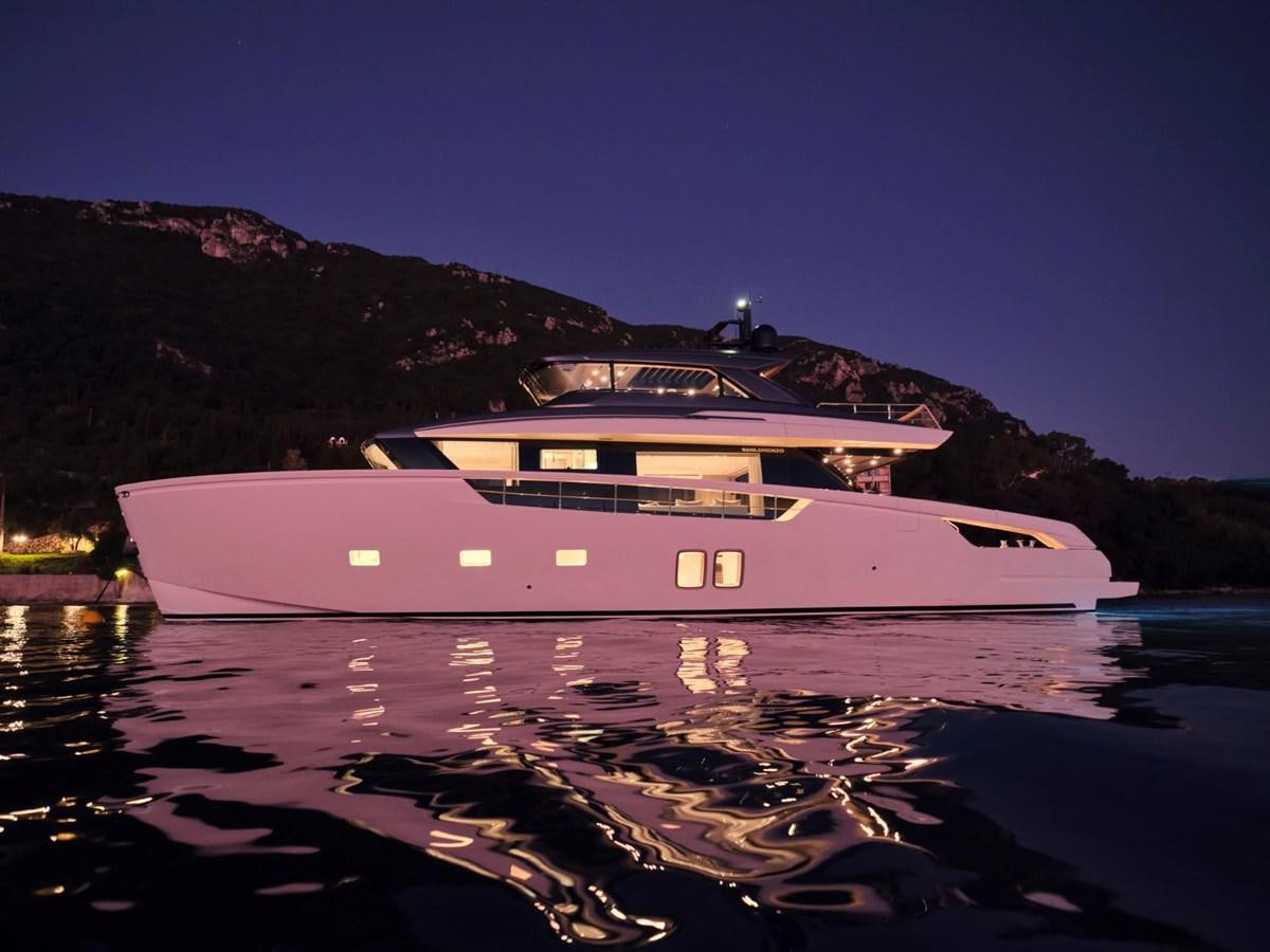 a boat on the water aboard 2022 SANLORENZO SX76 #72 Yacht for Sale