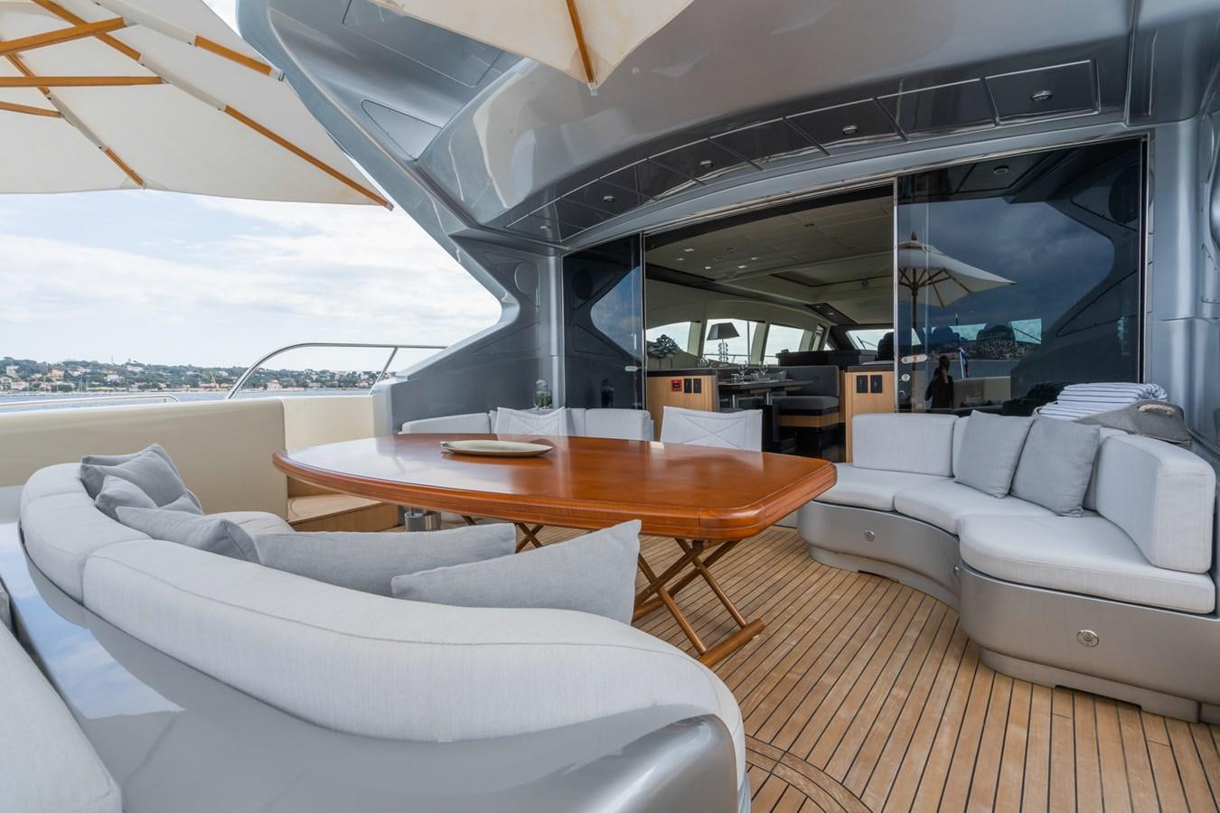 inside of a boat aboard MANGUSTA MAXI OPEN 108#23 - TECHNOMARINE - CAREFULLY USED Yacht for Sale