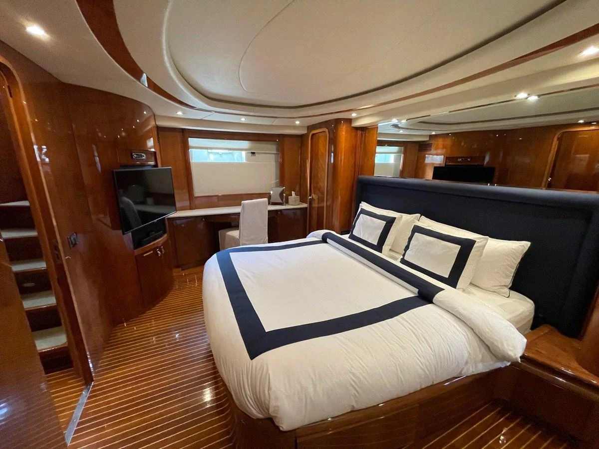 a bed in a room aboard AZIMUT 100/32 Yacht for Sale