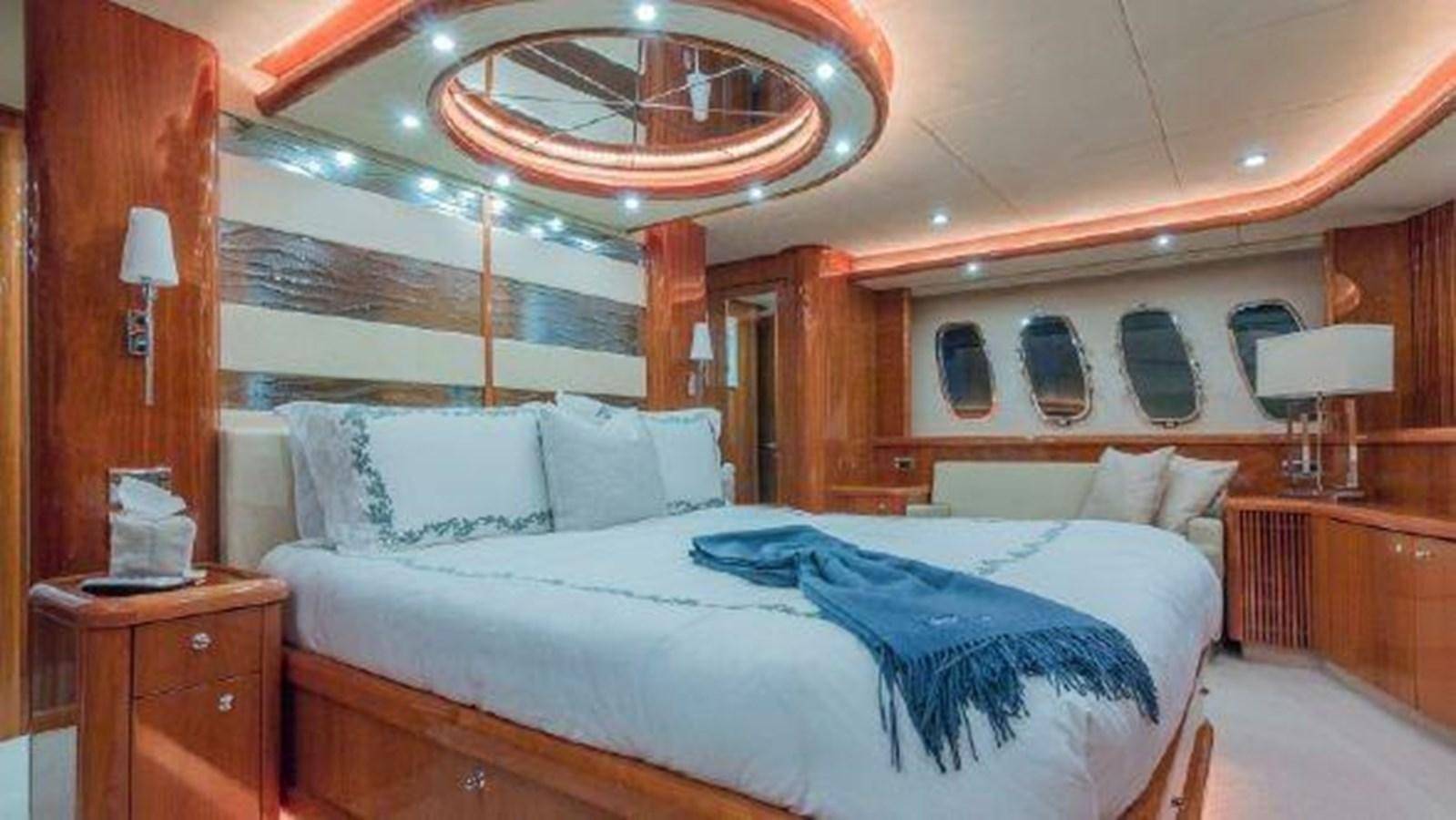 a bed with a large bed aboard ACQUA ALBERTI Yacht for Sale