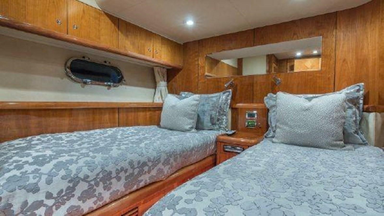 a bed with white sheets aboard ACQUA ALBERTI Yacht for Sale