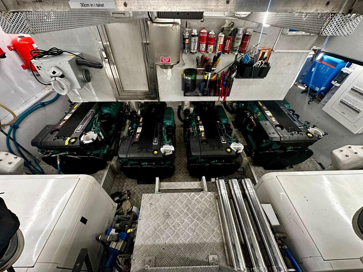 a factory with machinery aboard CONAM 65 FLYBRIDGE Yacht for Sale