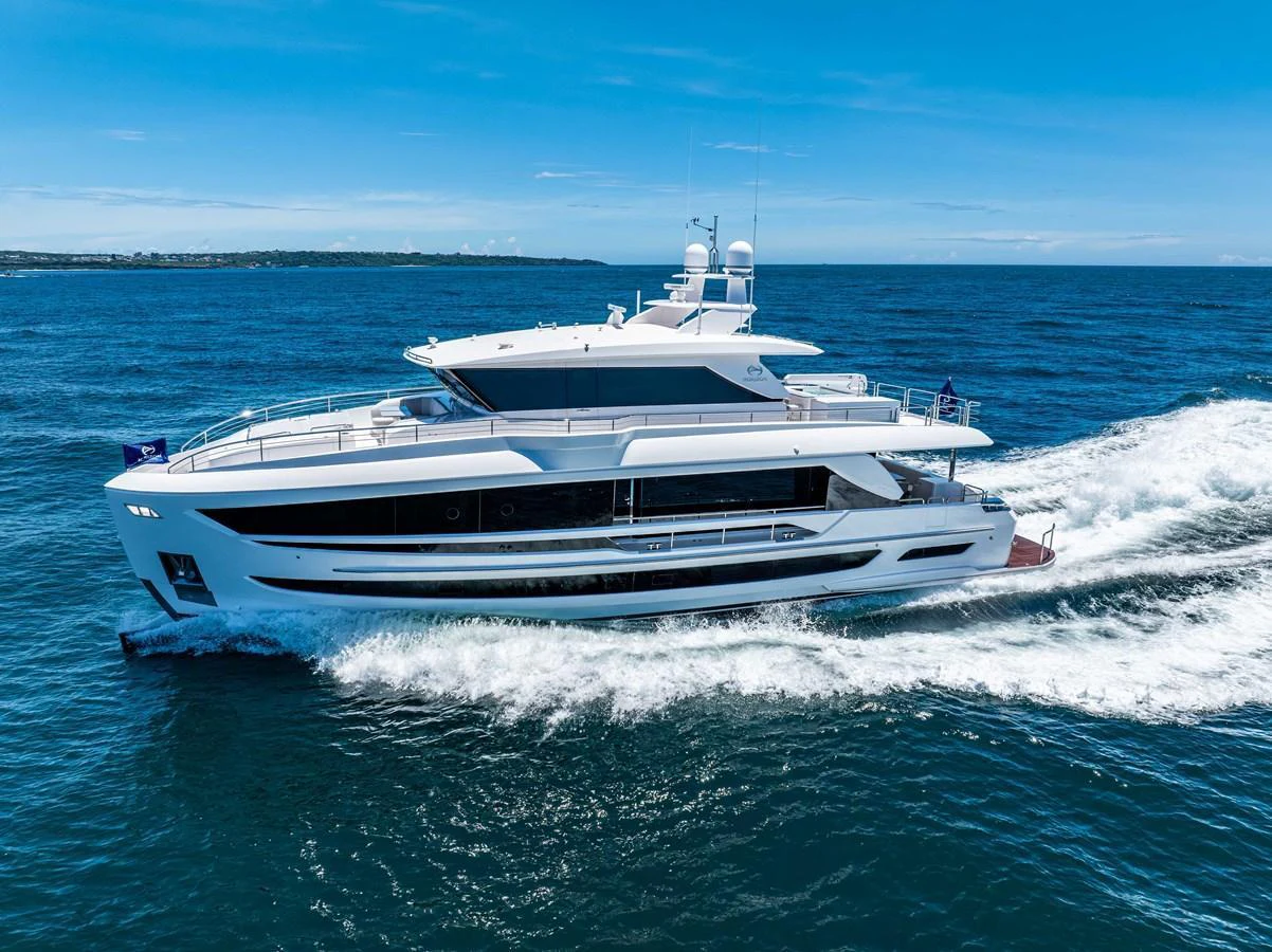 Watch Video for HORIZON FD80-617 / COMING FALL 2025 Yacht for Sale