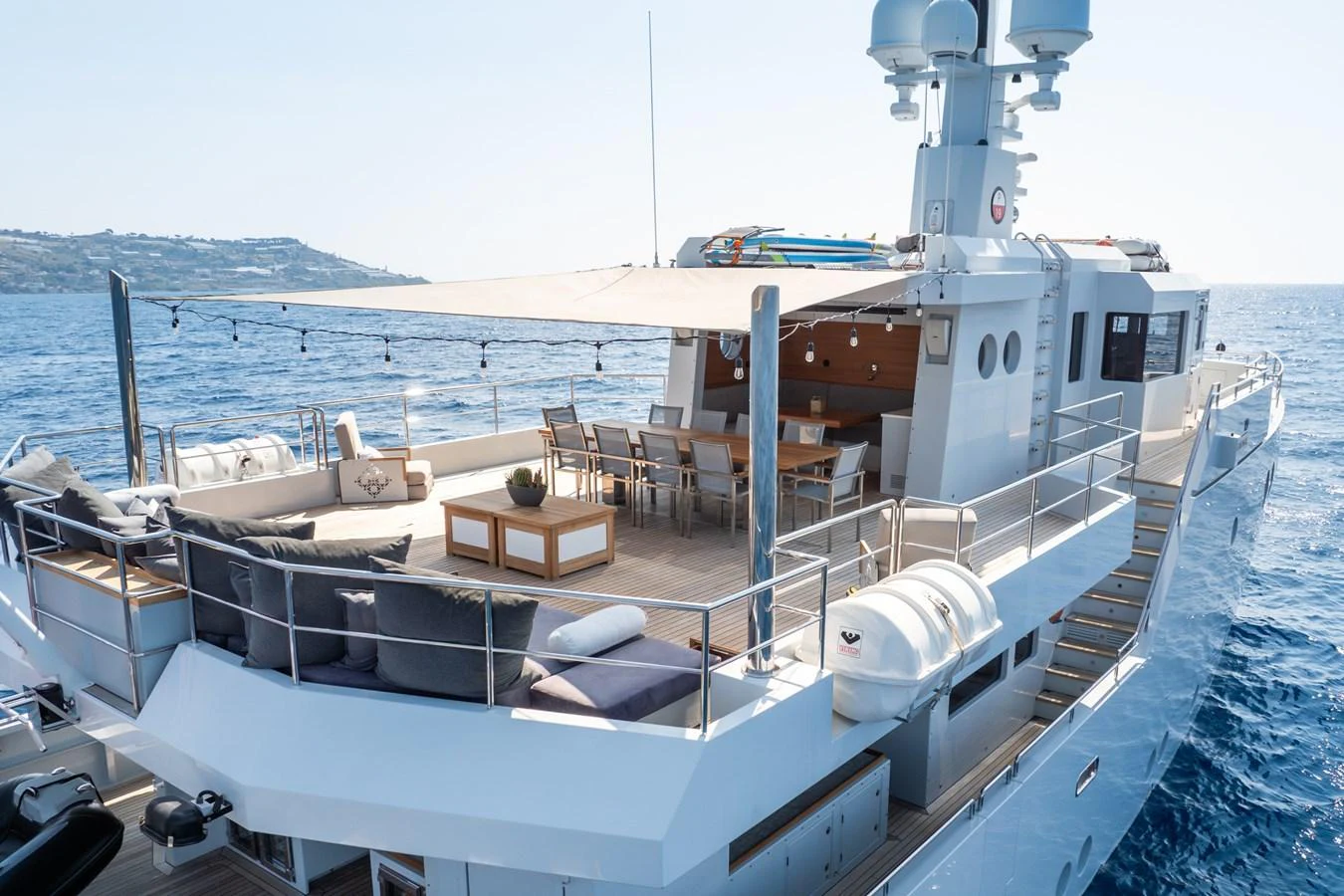 a boat on the water aboard PREFERENCE 19 Yacht for Sale