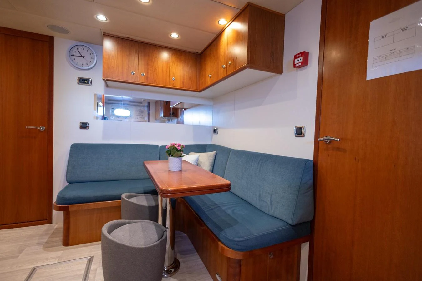 a living room with a couch and a table aboard ARCHIPELAGO Yacht for Sale