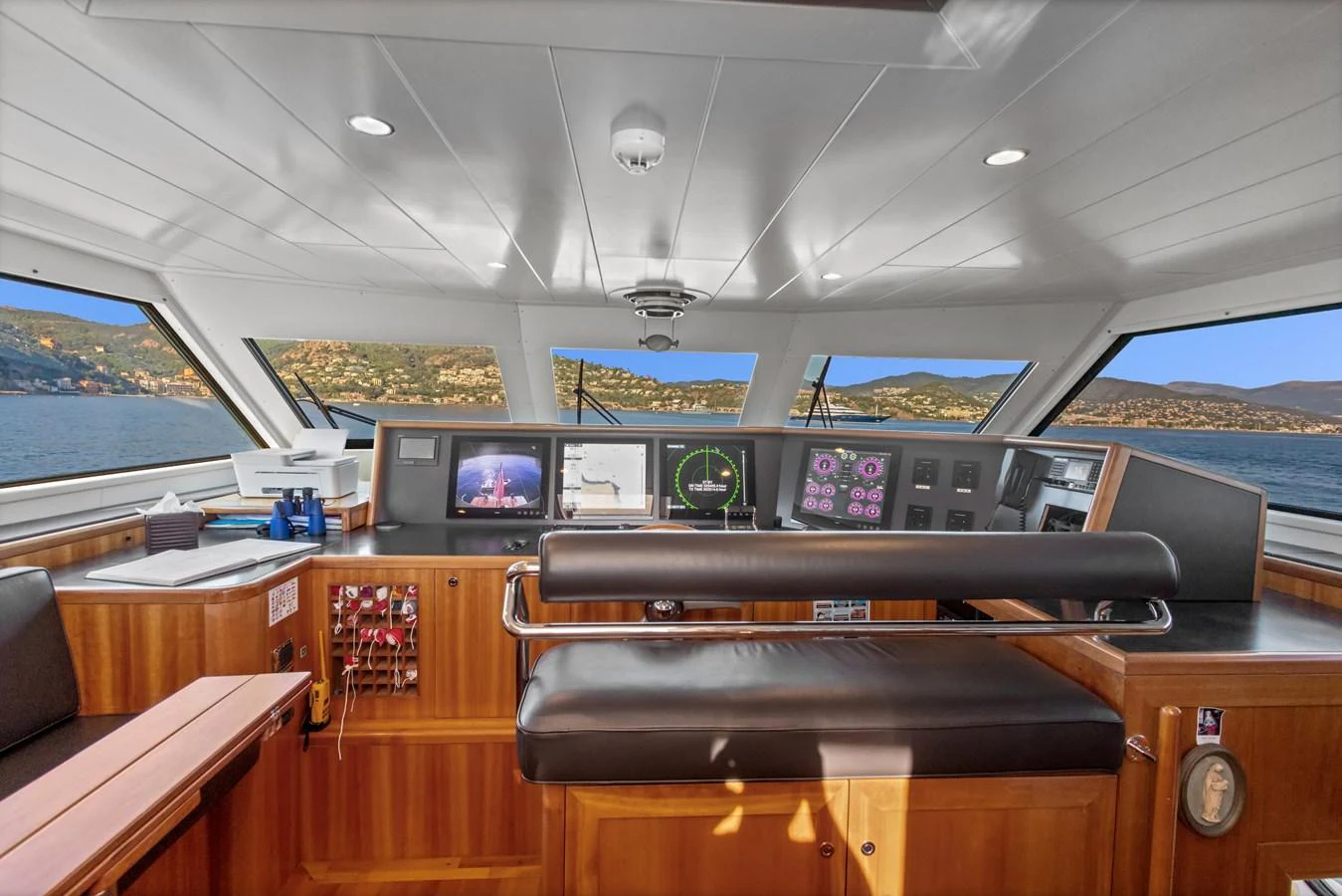 inside of a boat aboard ARCHIPELAGO Yacht for Sale