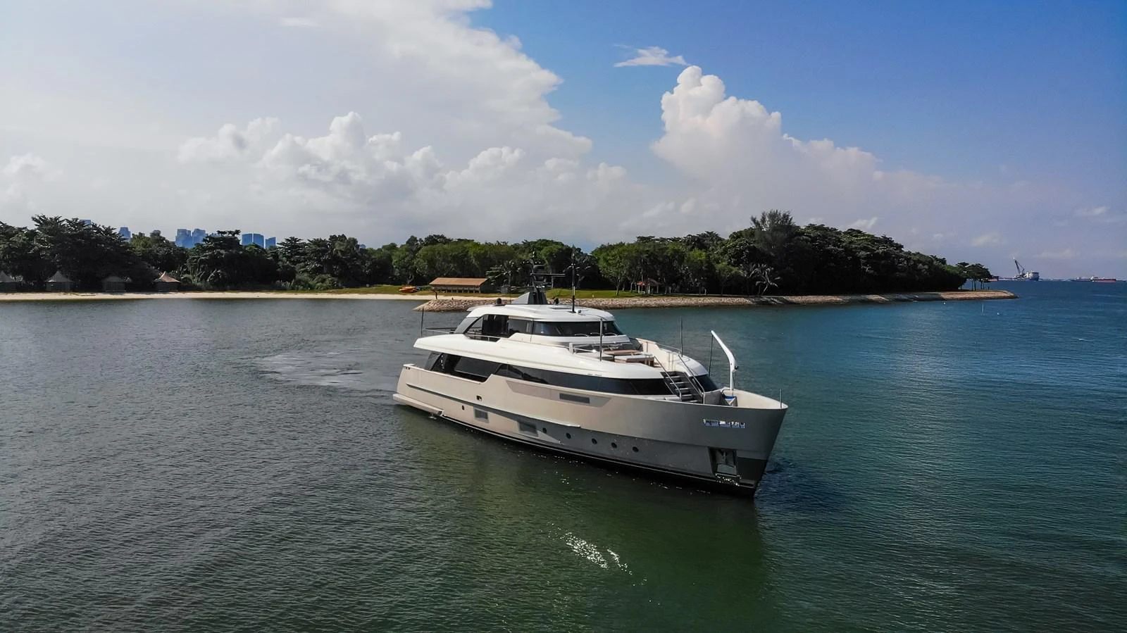 Watch Video for SANLORENZO SD96 Yacht for Sale