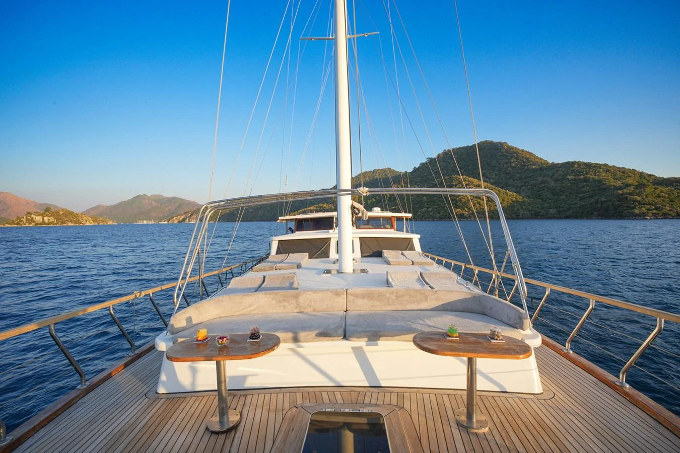 The yacht's foredeck offers a spacious and inviting area for relaxation with stunning views of the surrounding waters. aboard HANGOVER Yacht for Sale