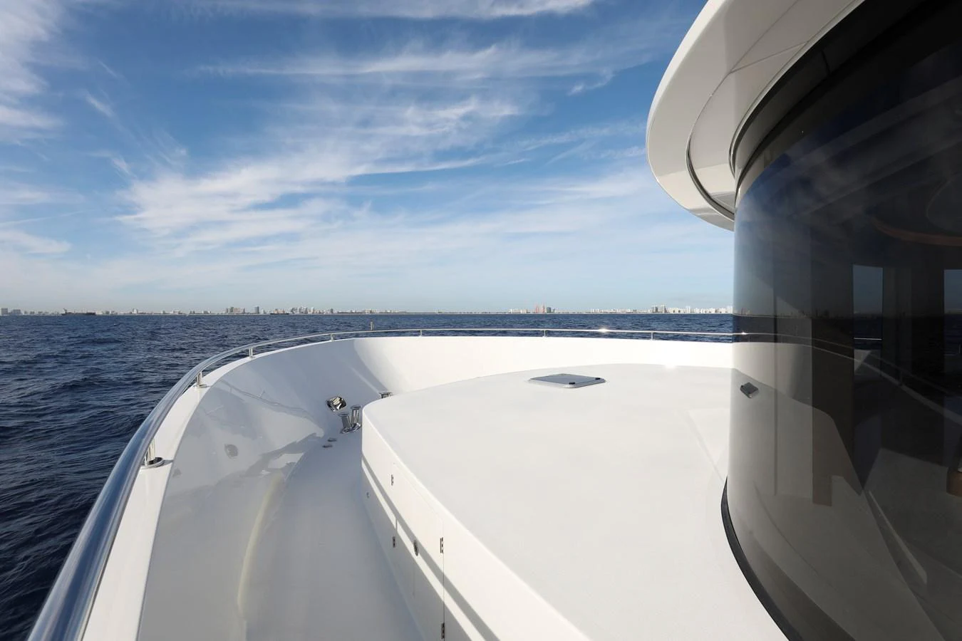 The sleek bow of the yacht offers a pristine view of the open sea. aboard OCEAN ALEXANDER 28L Yacht for Sale