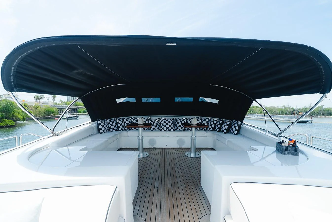 The flybridge offers a spacious and shaded area with comfortable seating and a panoramic view. aboard BET ON IT Yacht for Sale