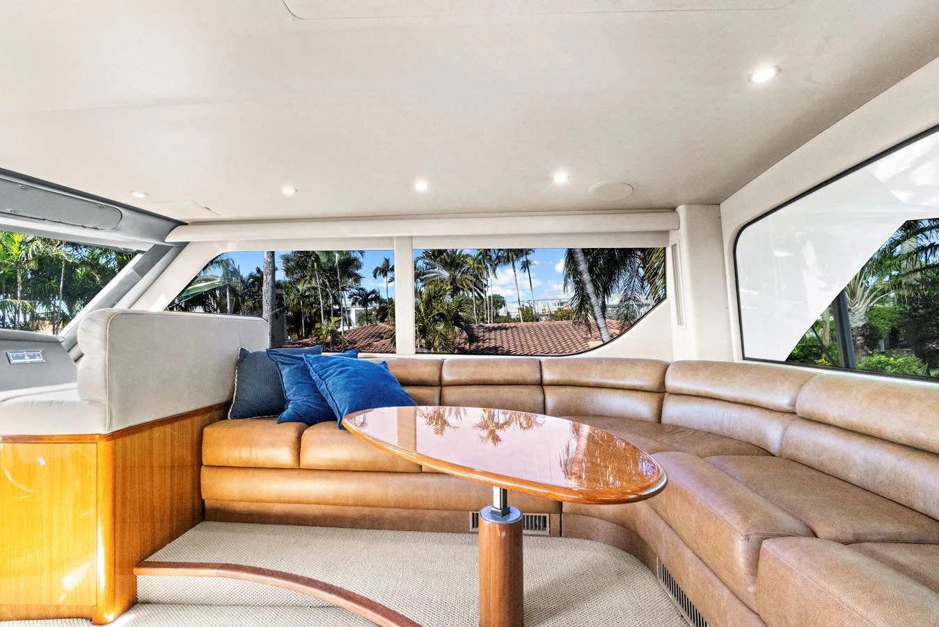 a living room with a couch and a table aboard VKY74038A808 Yacht for Sale