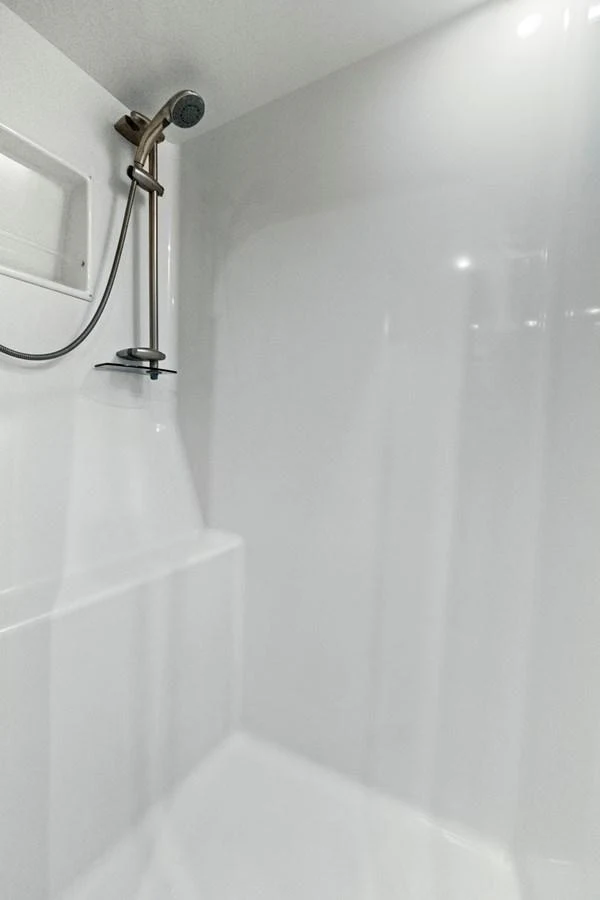 a shower head with a glass door aboard VKY74038A808 Yacht for Sale