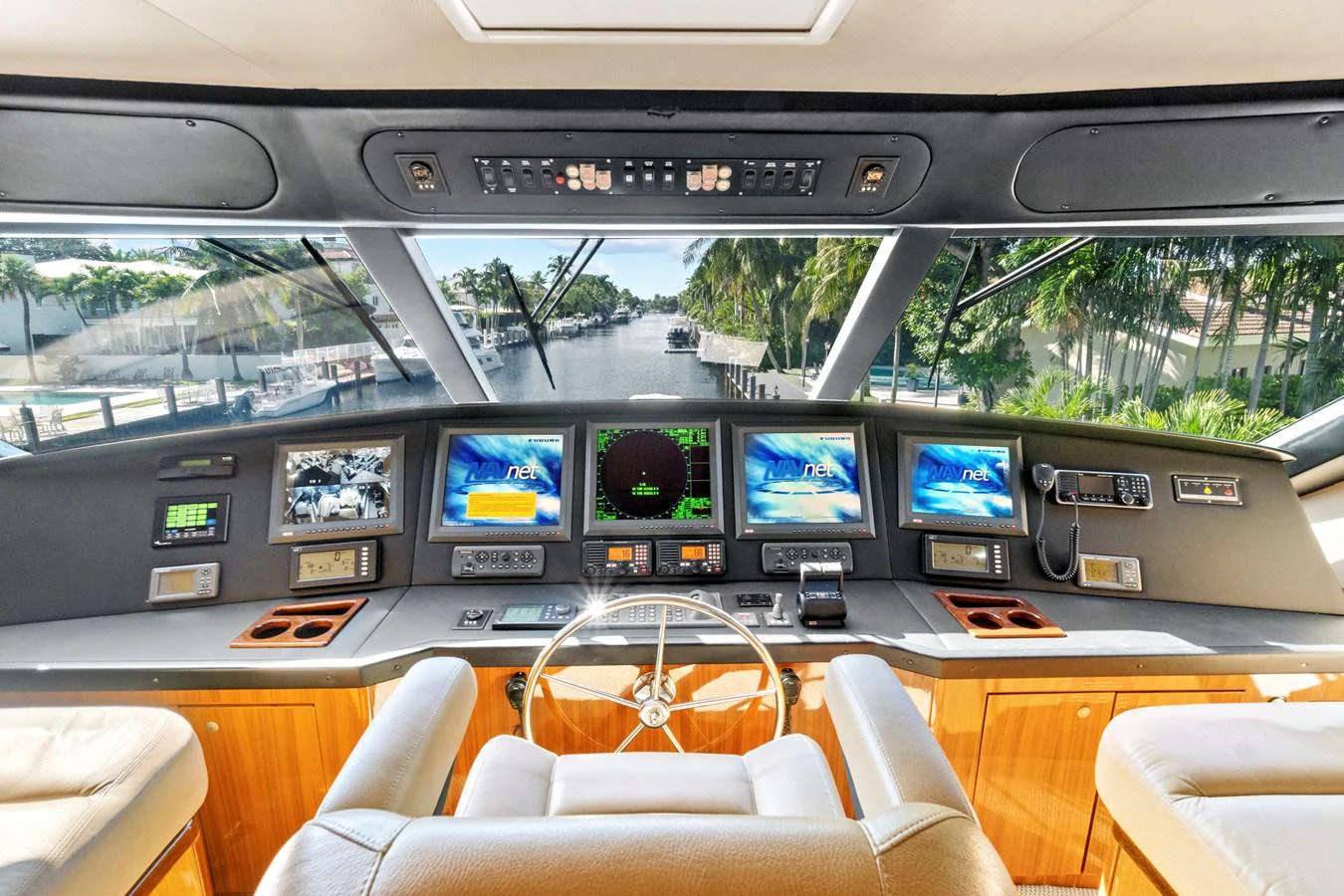 inside of a car aboard VKY74038A808 Yacht for Sale