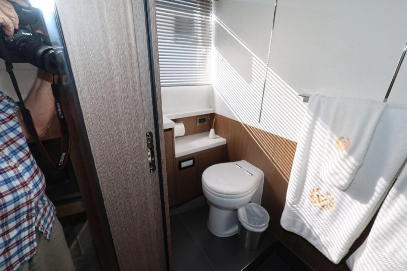 a bathroom with a toilet and a sink aboard GLN65001J819 Yacht for Sale
