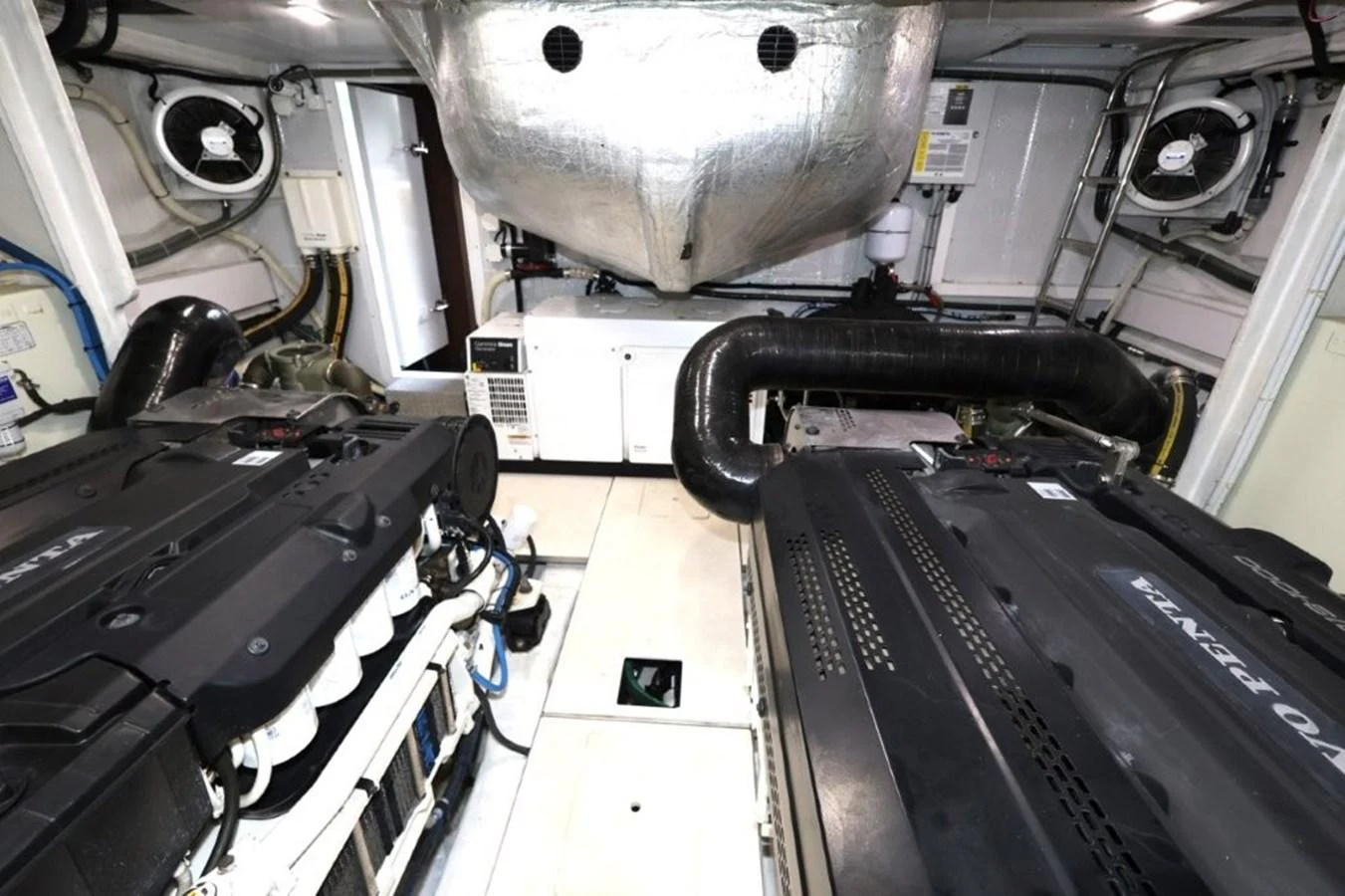 a close-up of a machine aboard GLN65001J819 Yacht for Sale