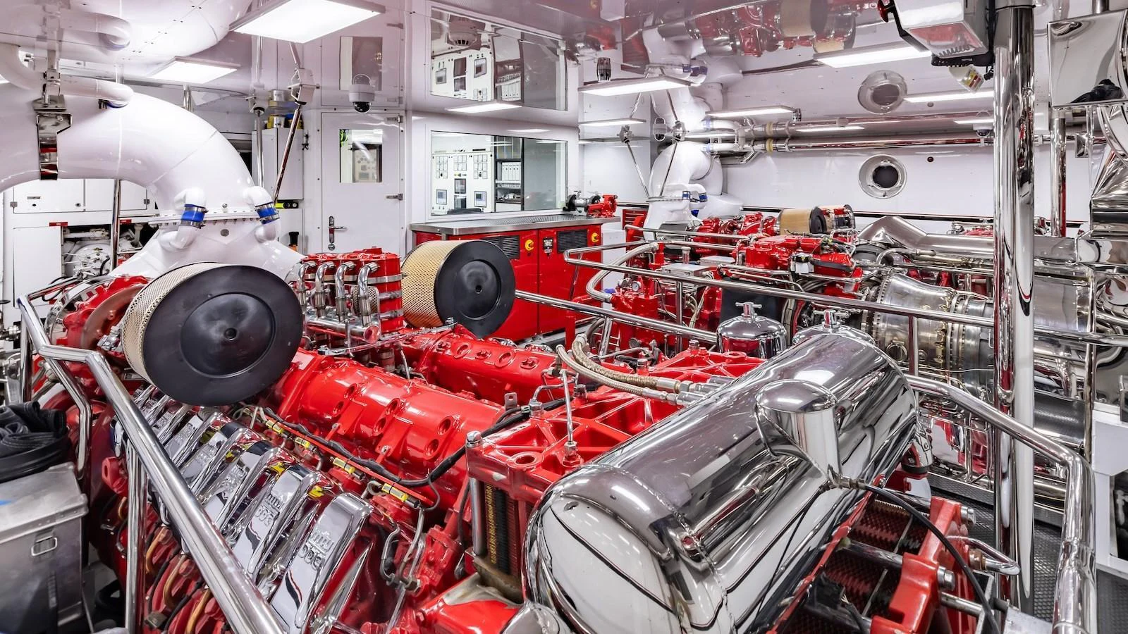 The engine room showcases powerful and meticulously maintained machinery. aboard MYSTIQUE Yacht for Sale