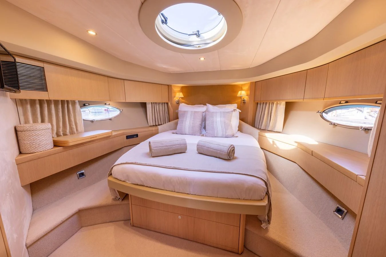 a room with two beds aboard P'TITE BOUILLE Yacht for Sale