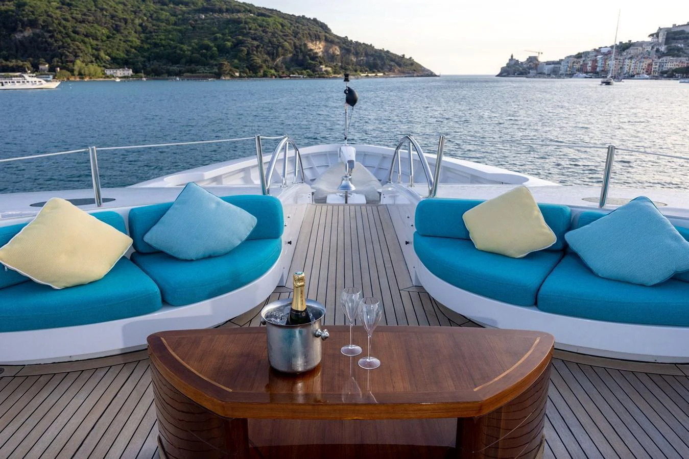 The foredeck features comfortable seating with a scenic view of the surrounding waters. aboard HOLIDAY Yacht for Sale