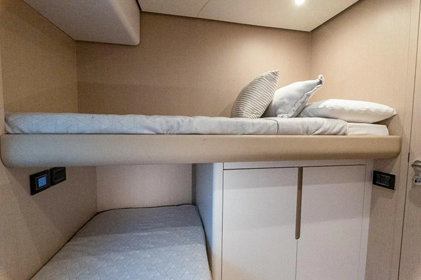 a bed with white sheets aboard PRINCEPESSA Yacht for Sale