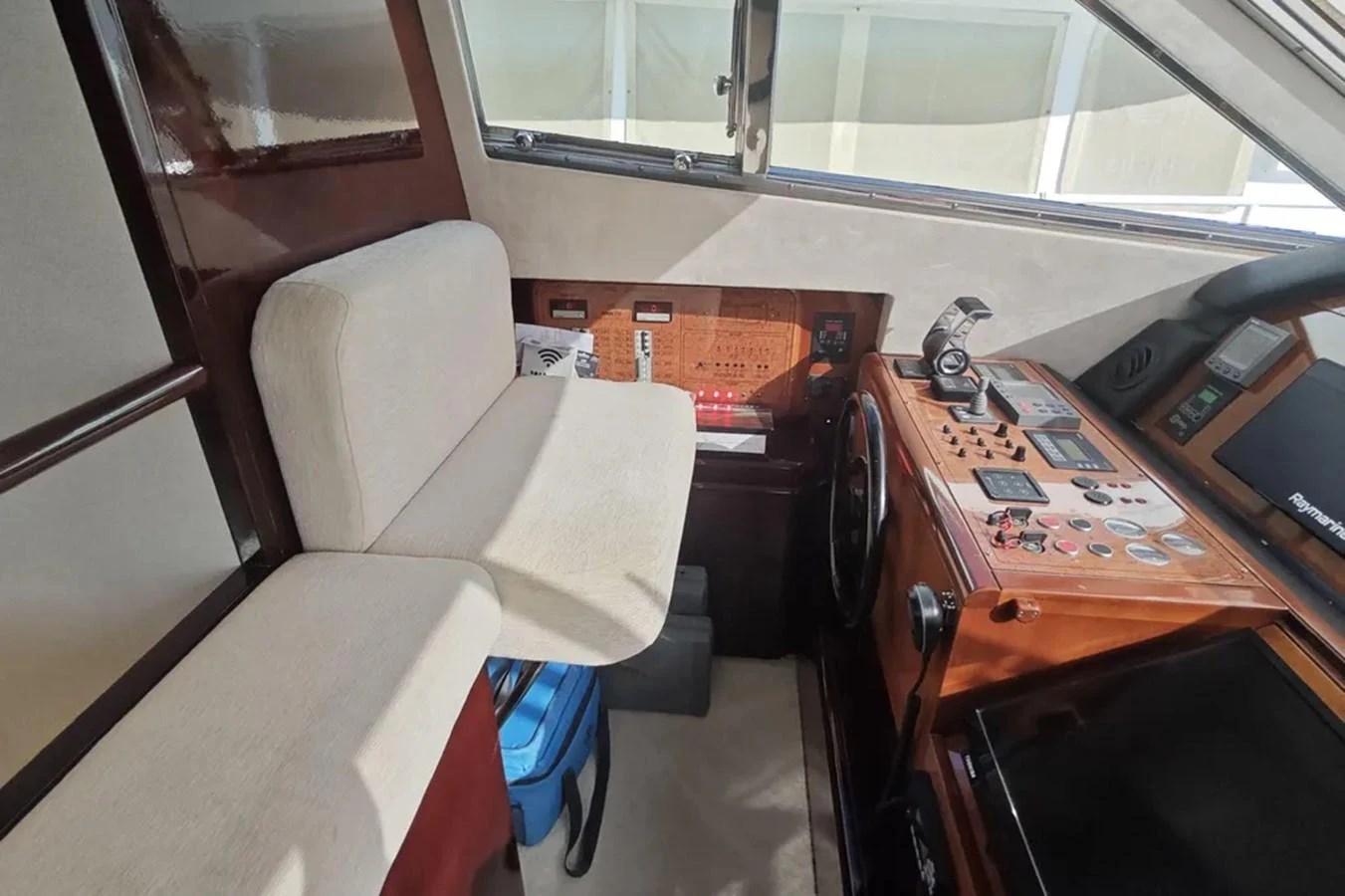 a chair next to a desk aboard HINXXLVI02 Yacht for Sale