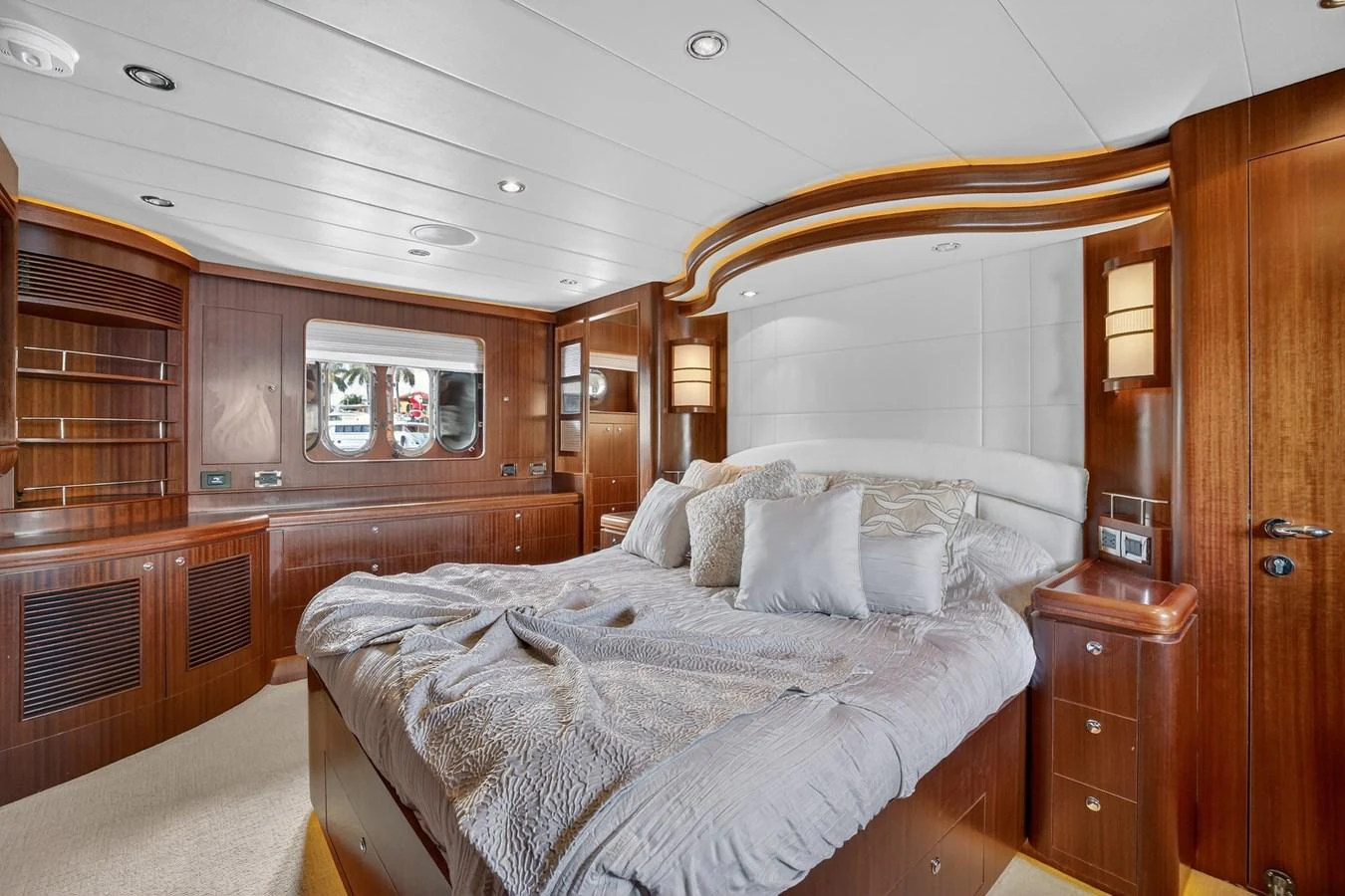 a bed in a cabin aboard ARLENE Yacht for Sale
