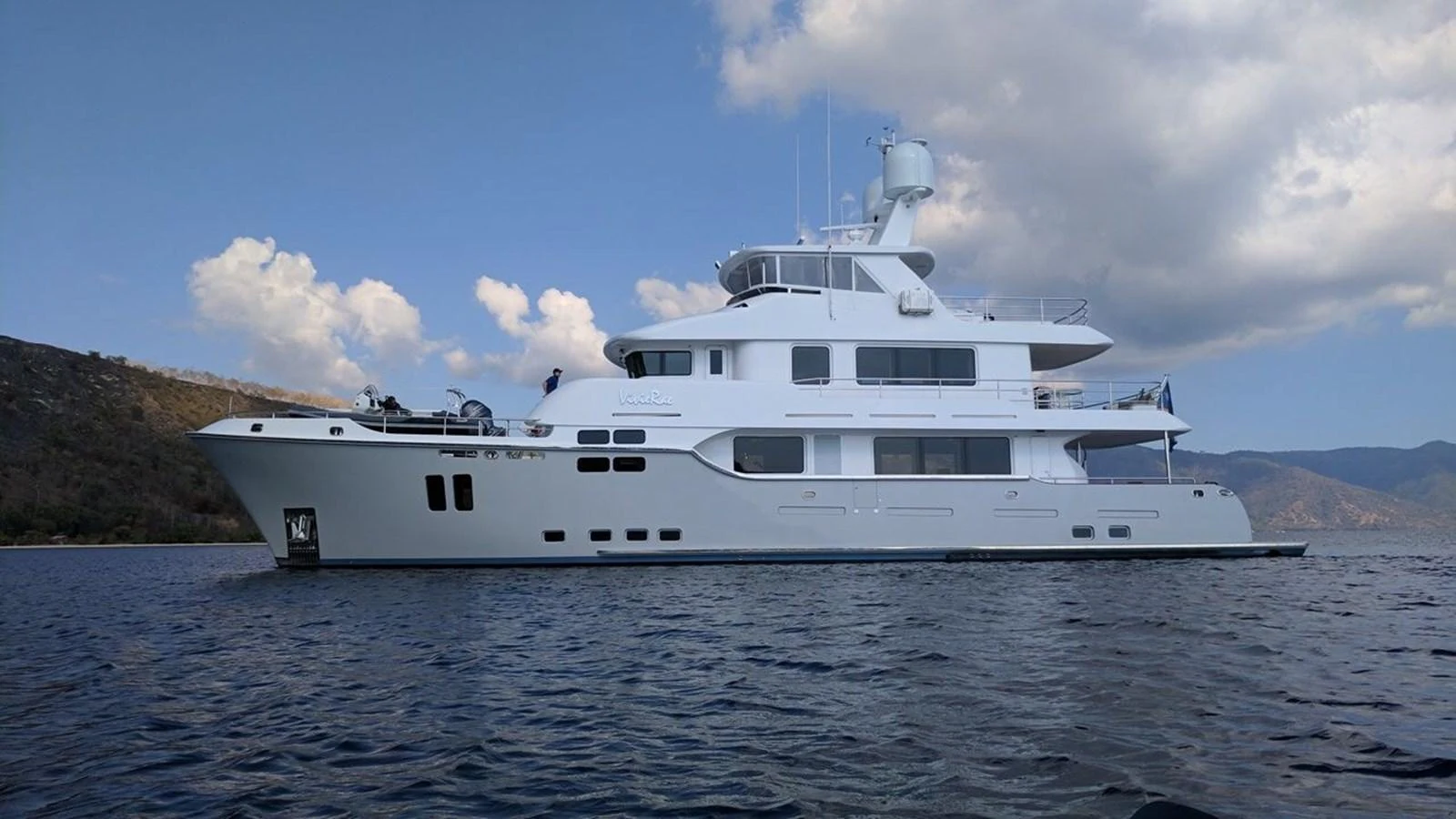 a white yacht on the water aboard VIVIERAE II Yacht for Sale
