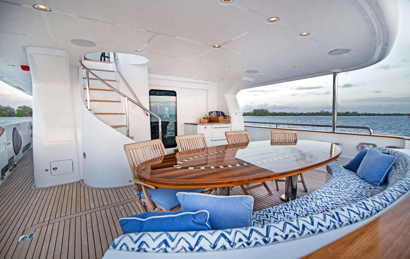 a room with a table and chairs aboard VIVIERAE II Yacht for Sale