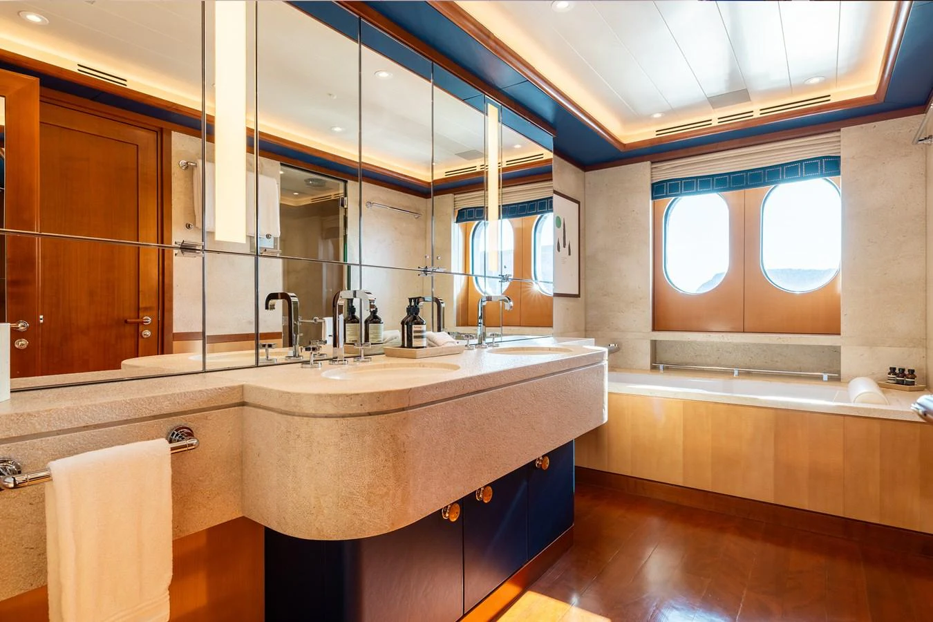 a bathroom with a large sink aboard ROCINANTE Yacht for Sale