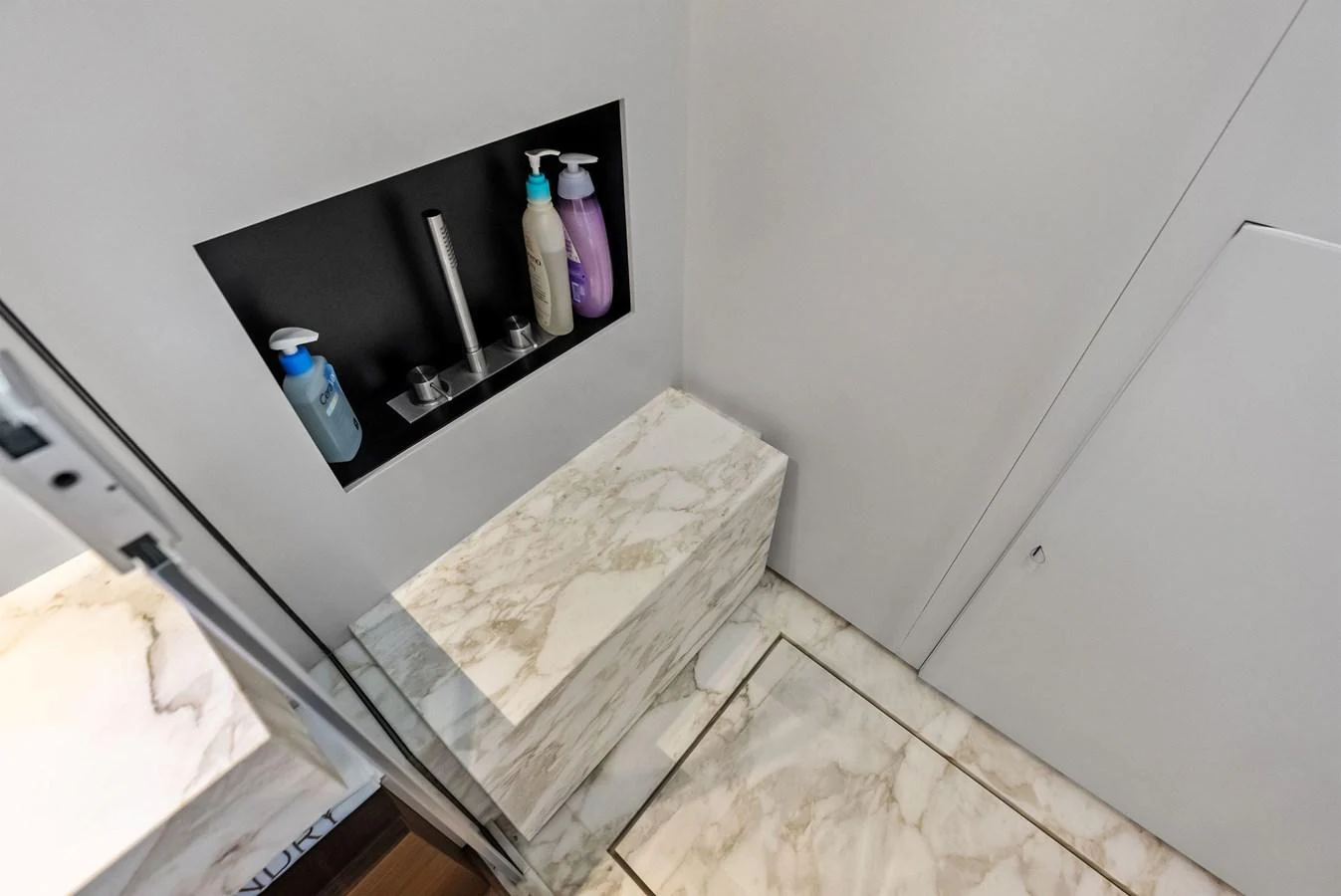 a tv on a wall aboard LUMPASAURUS Yacht for Sale