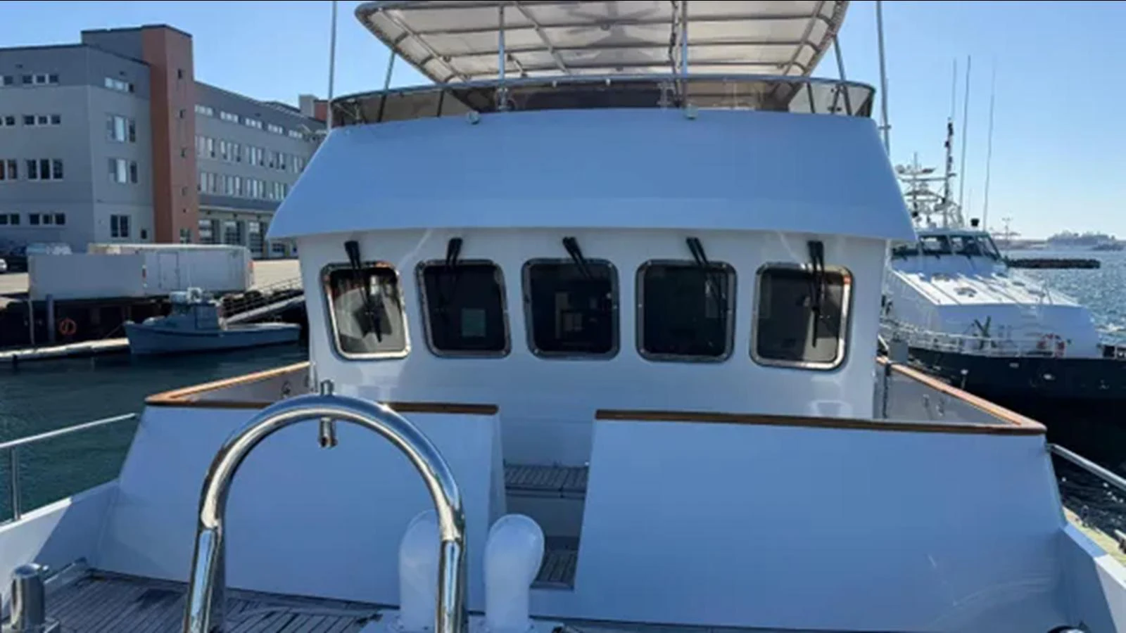 a boat in the water aboard BELLE ISLE SEA Yacht for Sale