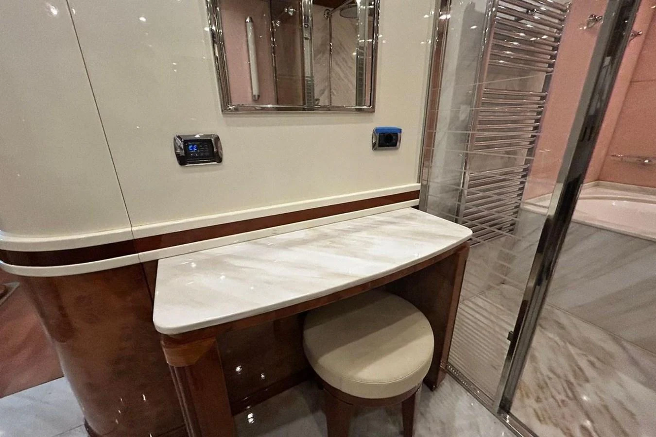 a bathroom with a tub and a toilet aboard SUNSHINE Yacht for Sale