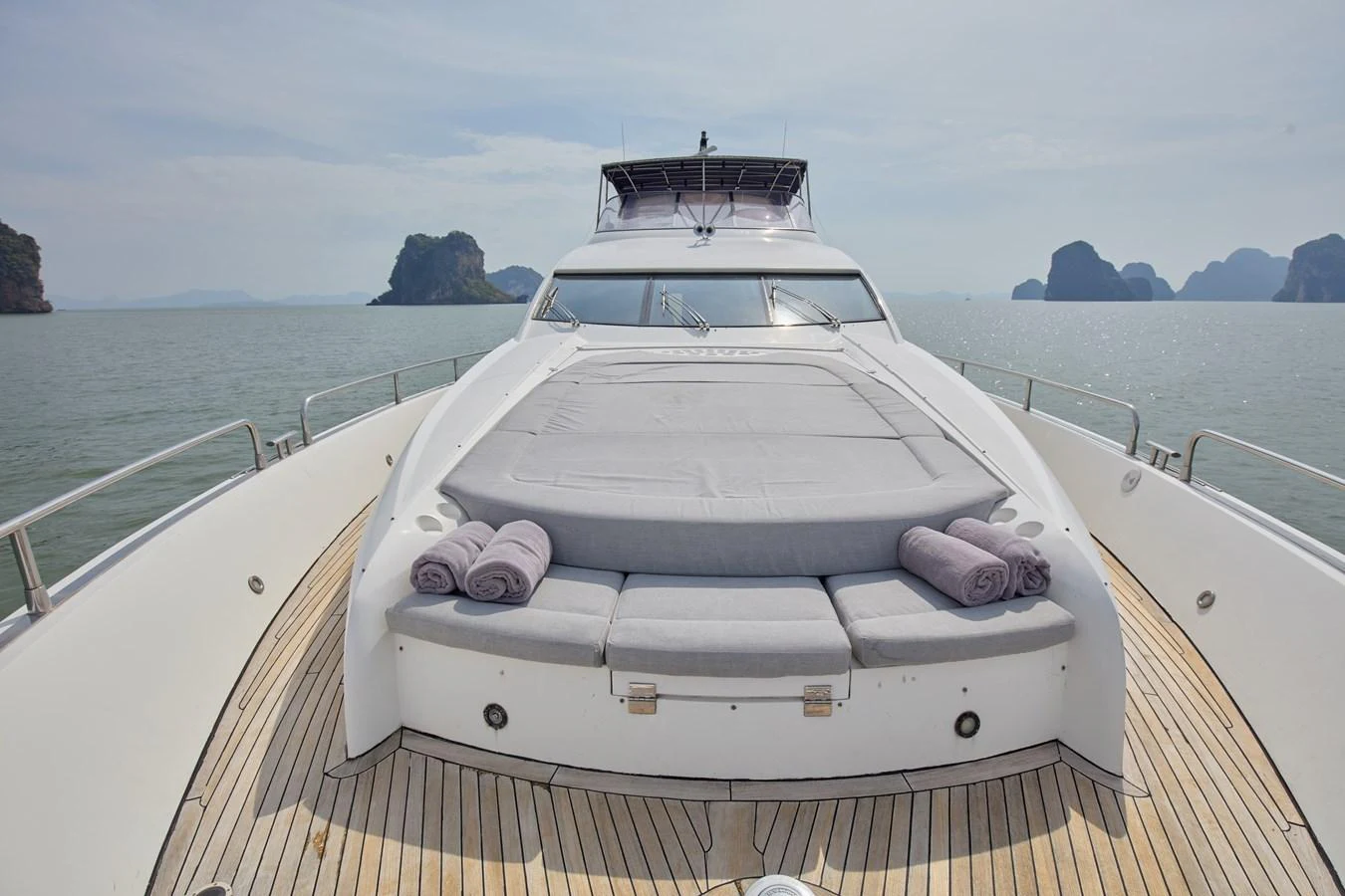 a boat on a boat aboard MAJOR AFFAIR Yacht for Sale