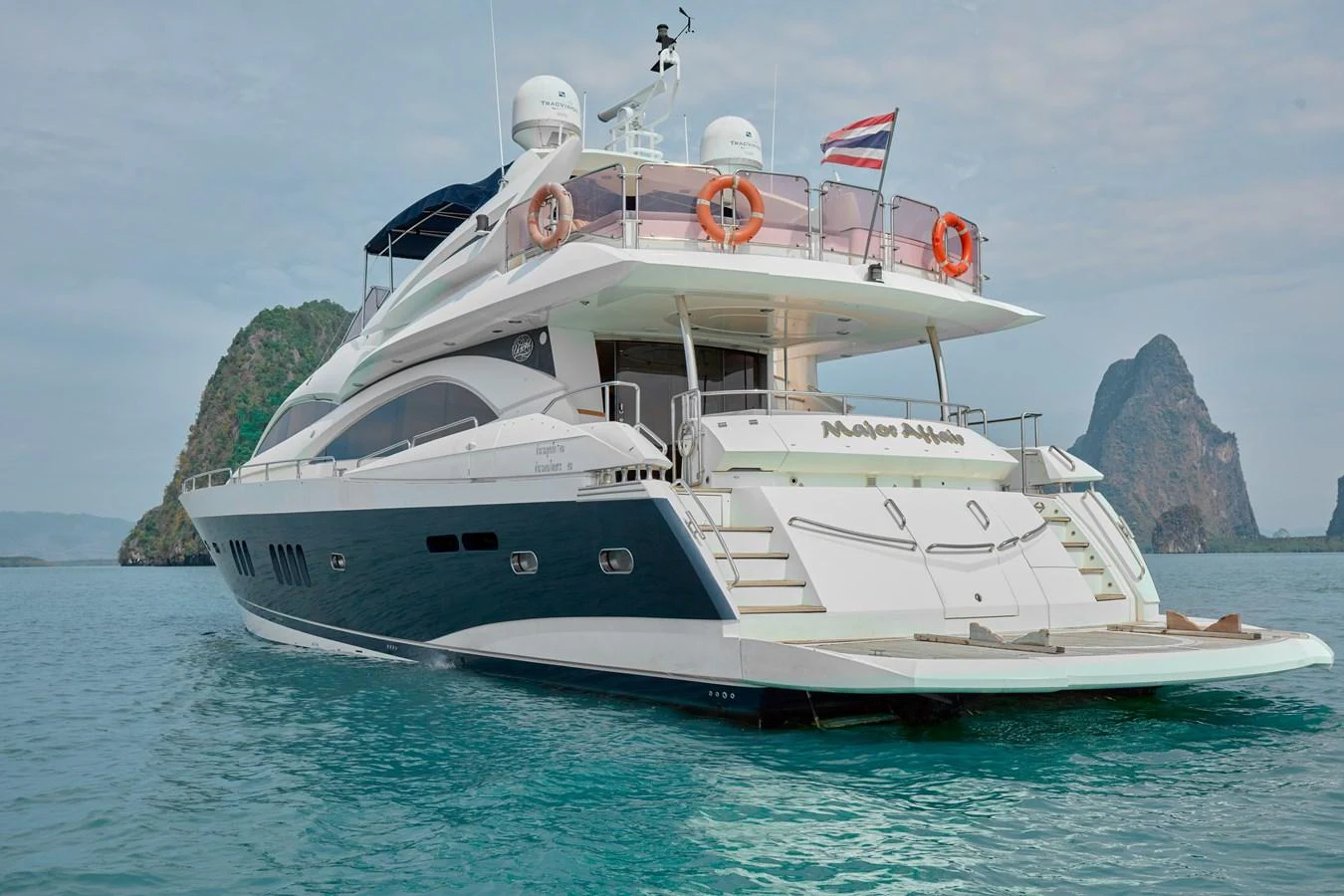 a boat in the water aboard MAJOR AFFAIR Yacht for Sale