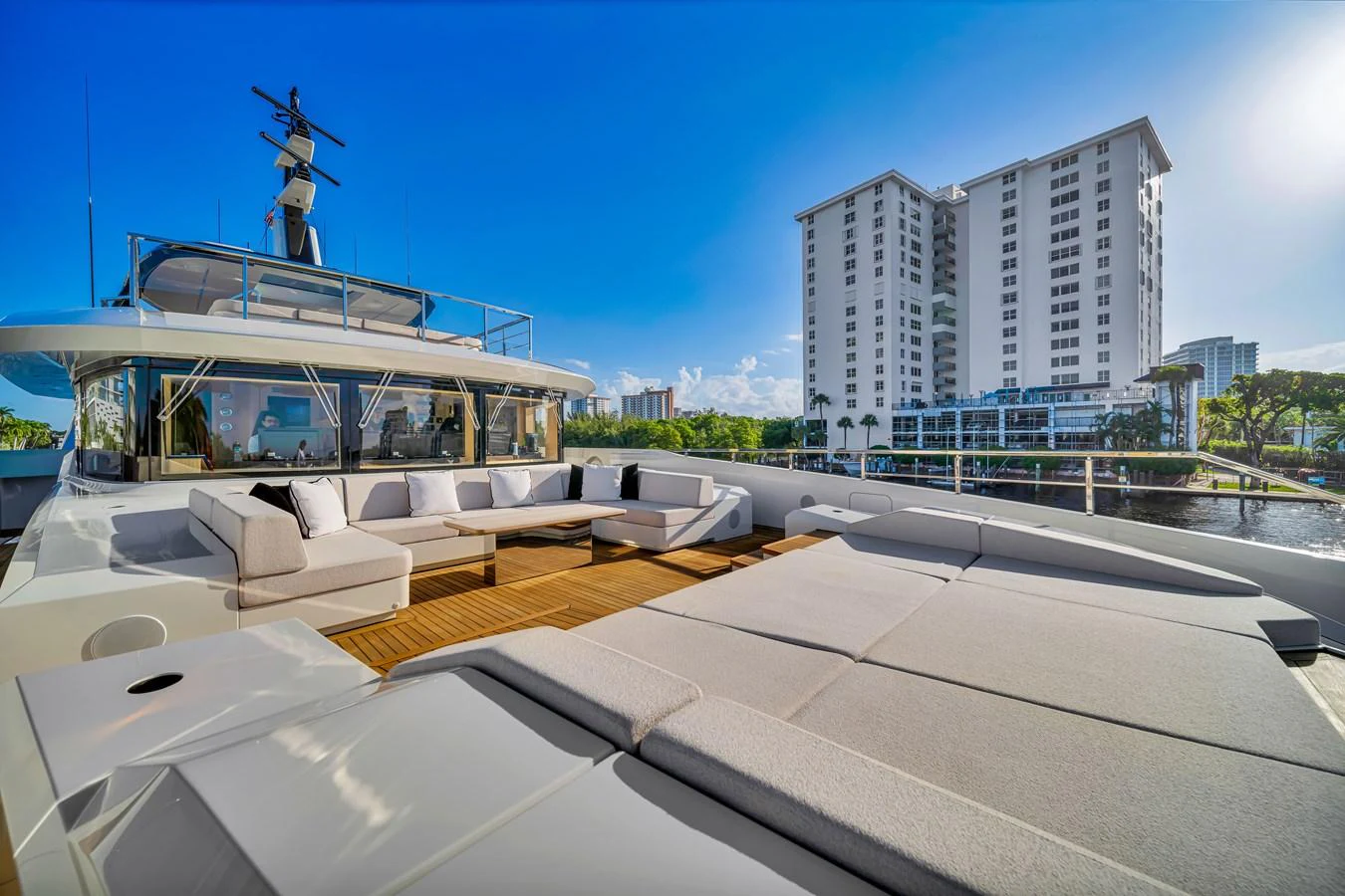 The sundeck offers ample seating and lounging areas with a stunning view of the surroundings. aboard BAGLIETTO DOM 133 #5 Yacht for Sale
