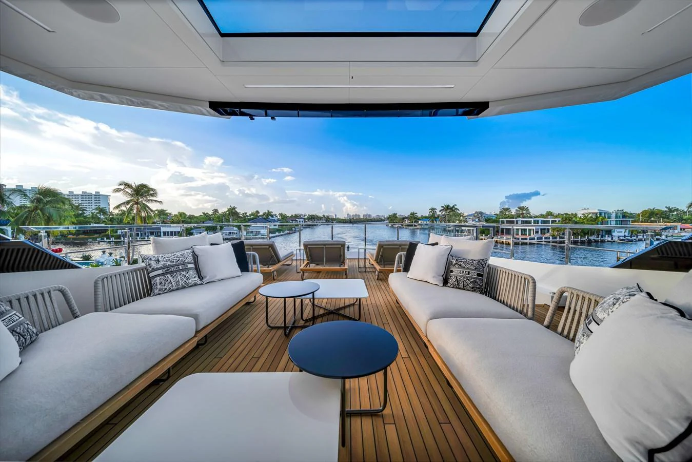 The sundeck offers a spacious and luxurious lounging area with panoramic views. aboard BAGLIETTO DOM 133 #5 Yacht for Sale