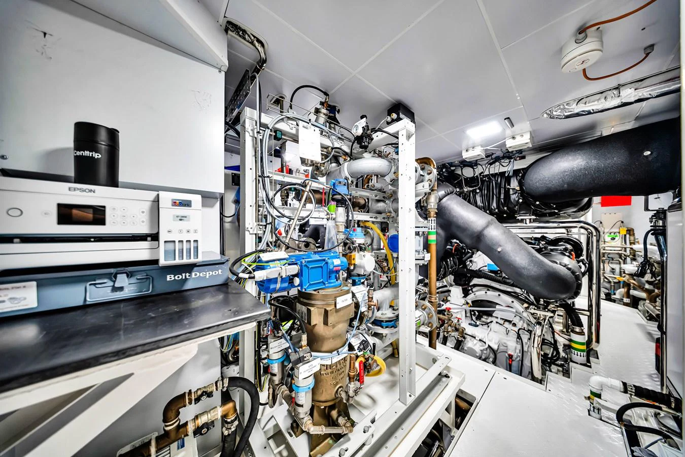 The image showcases a well-equipped engine room with advanced machinery and equipment. aboard BAGLIETTO DOM 133 #5 Yacht for Sale