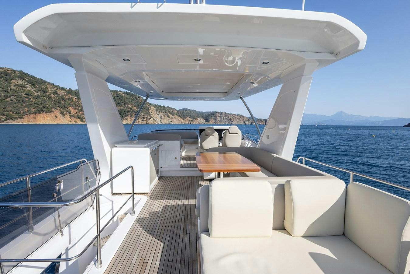 AZ FLY 66 Yacht for Sale | 68' (20.8m) 2020 AZIMUT YACHTS | N&J