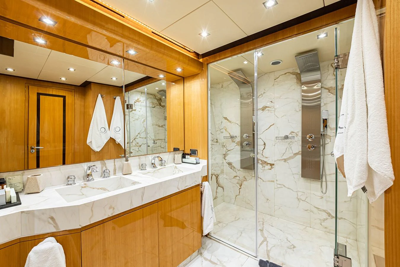 The yacht's bathroom features luxurious marble finishes and modern fixtures. aboard CAN'T REMEMBER Yacht for Sale