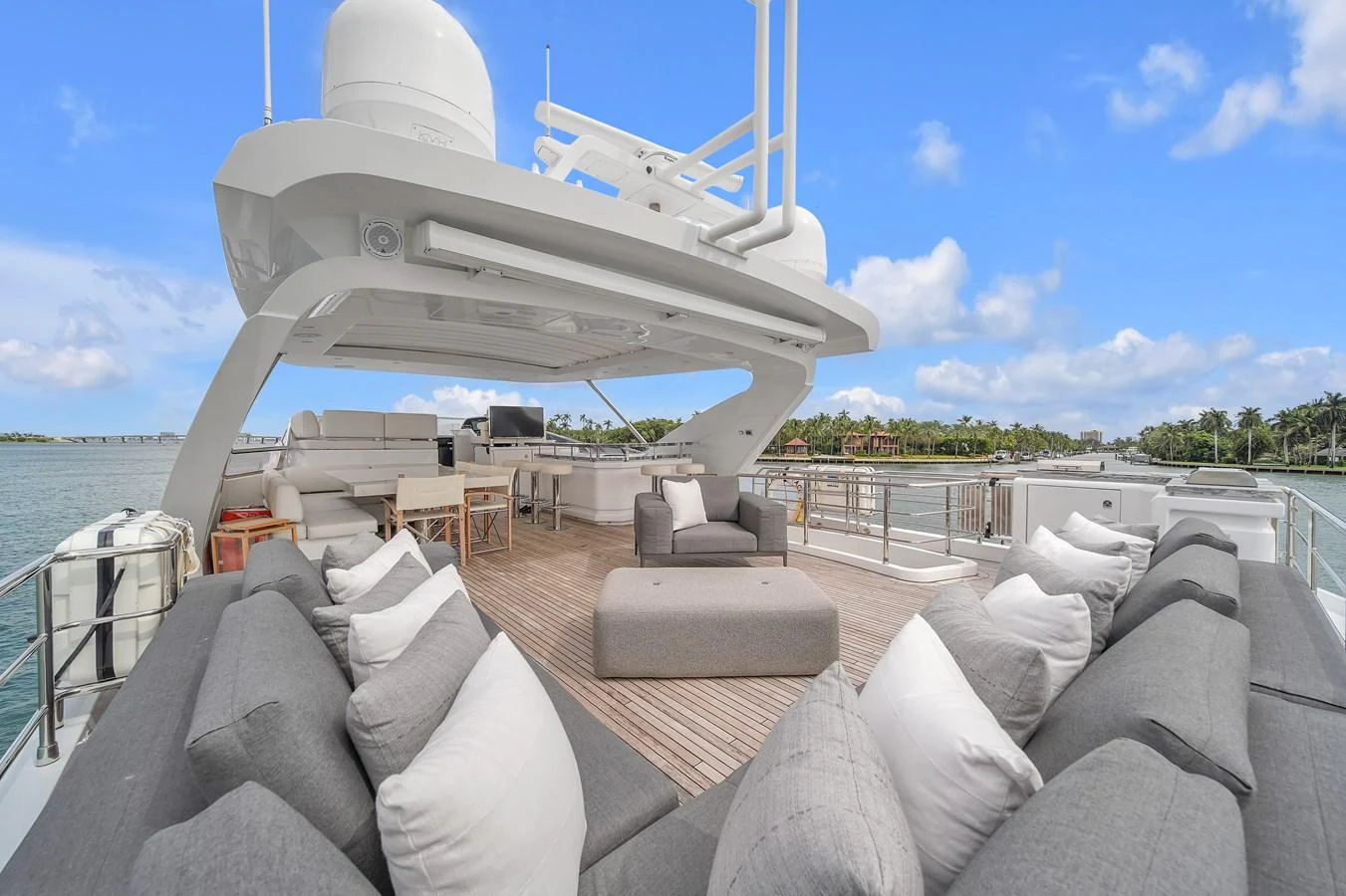 The spacious flybridge offers ample seating and stunning views, perfect for relaxation and entertainment. aboard 2017 AZIMUT 30 METRI Yacht for Sale