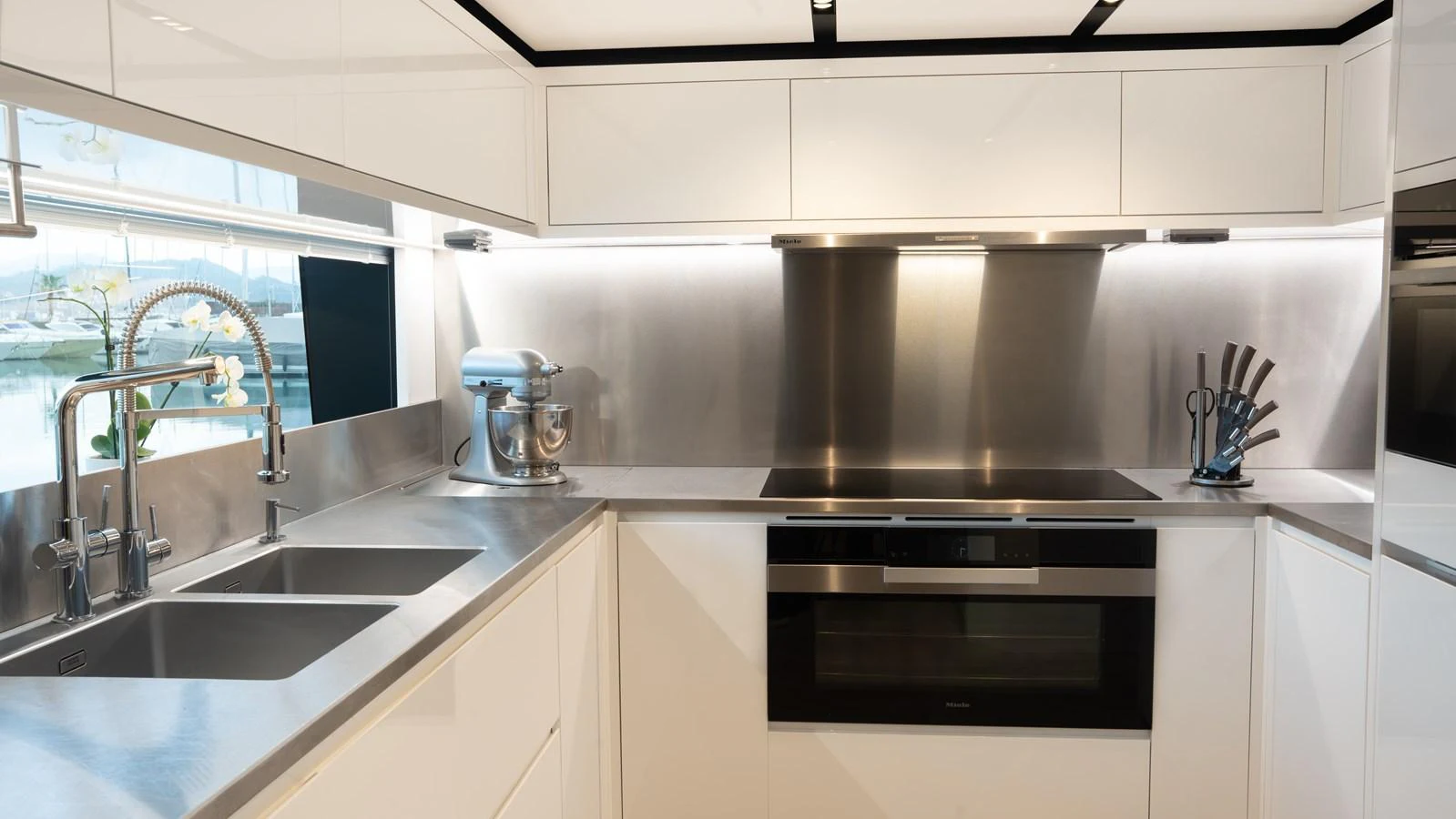 The yacht's galley is sleek and modern with stainless steel appliances and ample counter space. aboard ´LANTE Yacht for Sale