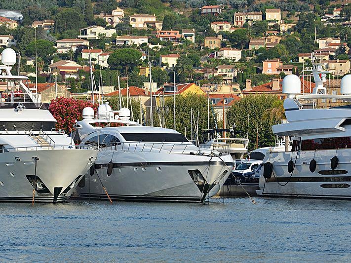 boats in the water aboard LADY B Yacht for Charter