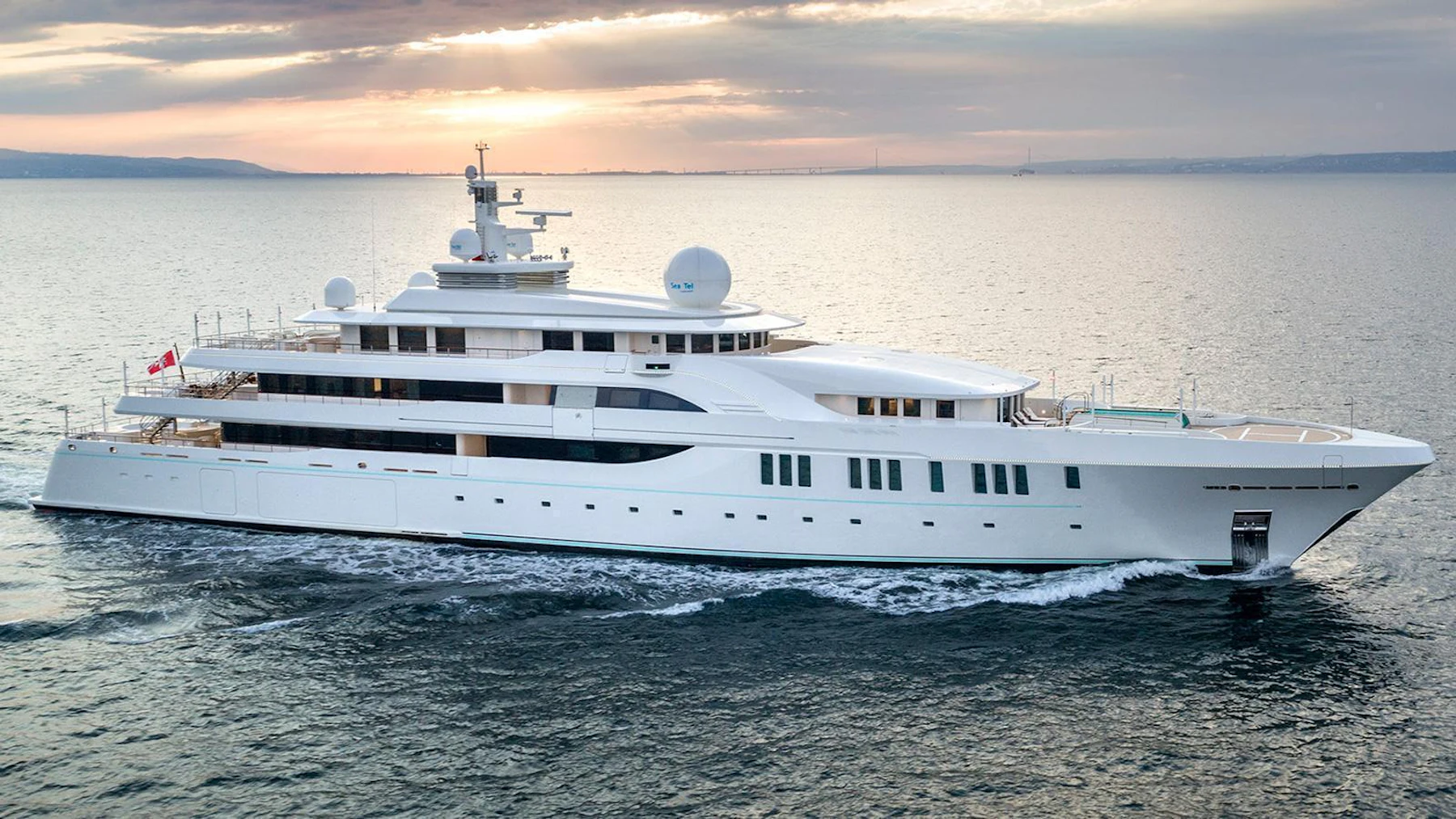 ELEMENTS yacht charter 2