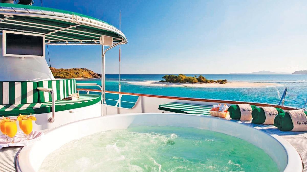 a pool on a beach aboard BIG EAGLE Yacht for Charter